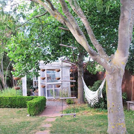 The Old Vicarage Studio Bed and Breakfast Amberley Buitenkant foto